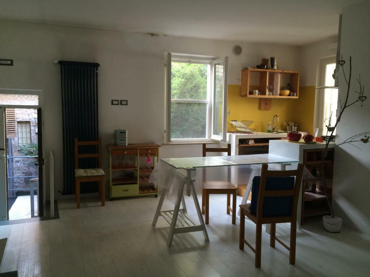 Blu Klein Apartman Foligno Kültér fotó